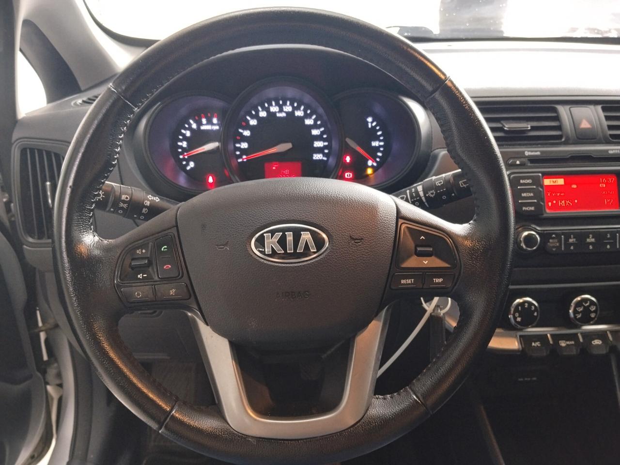 Kia Rio 1.1 diesel 75 CV 2013 CON GARANZIA