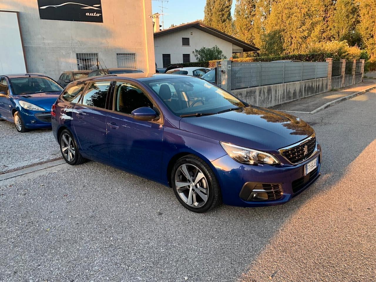 Peugeot 308 BlueHDi 100 S&amp;amp;S SW Active