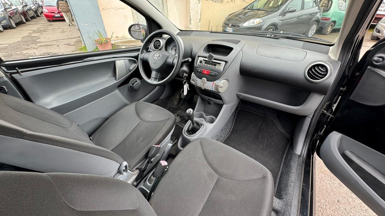 Toyota Aygo 1.0 12V VVT-i 3 porte Sol