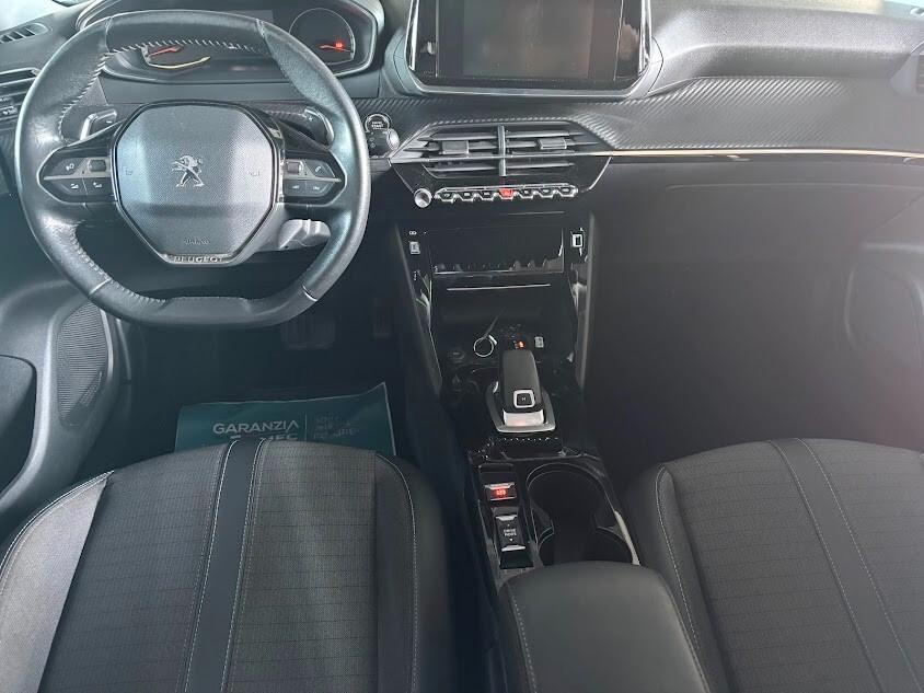Peugeot 2008 PureTech 130 EAT 8 Allure 60.000KM