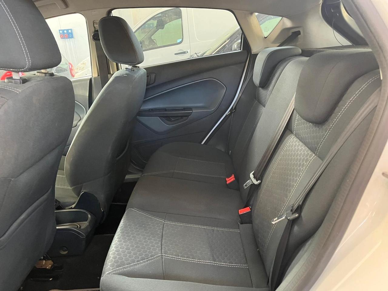 Ford Fiesta 1.6 TDCi 95 CV 5p. Titanium