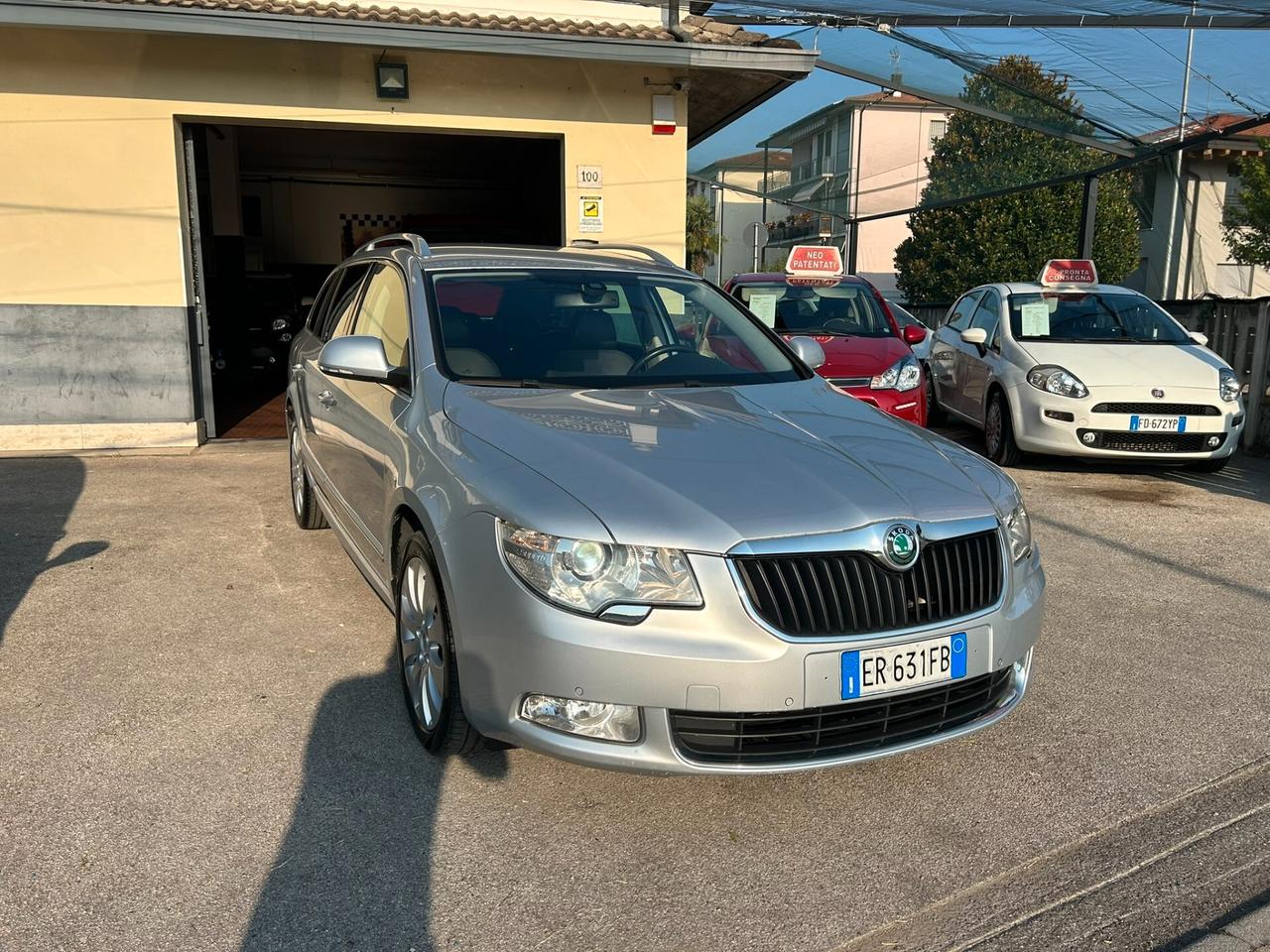 SKODA SUPERB WAGON 2.0 TDI 170CV DSG Elegance
