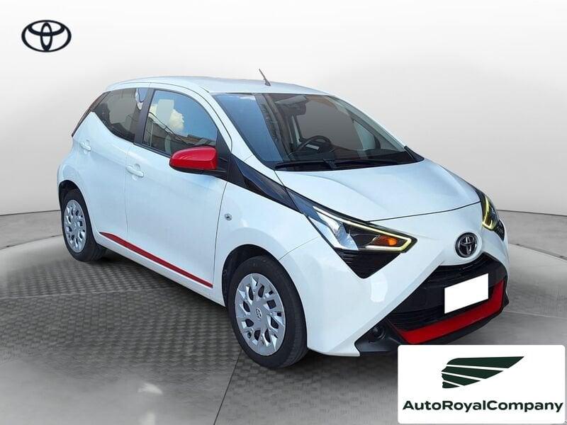 Toyota Aygo Aygo Connect 1.0 VVT-i 72 CV 5 porte x-fun