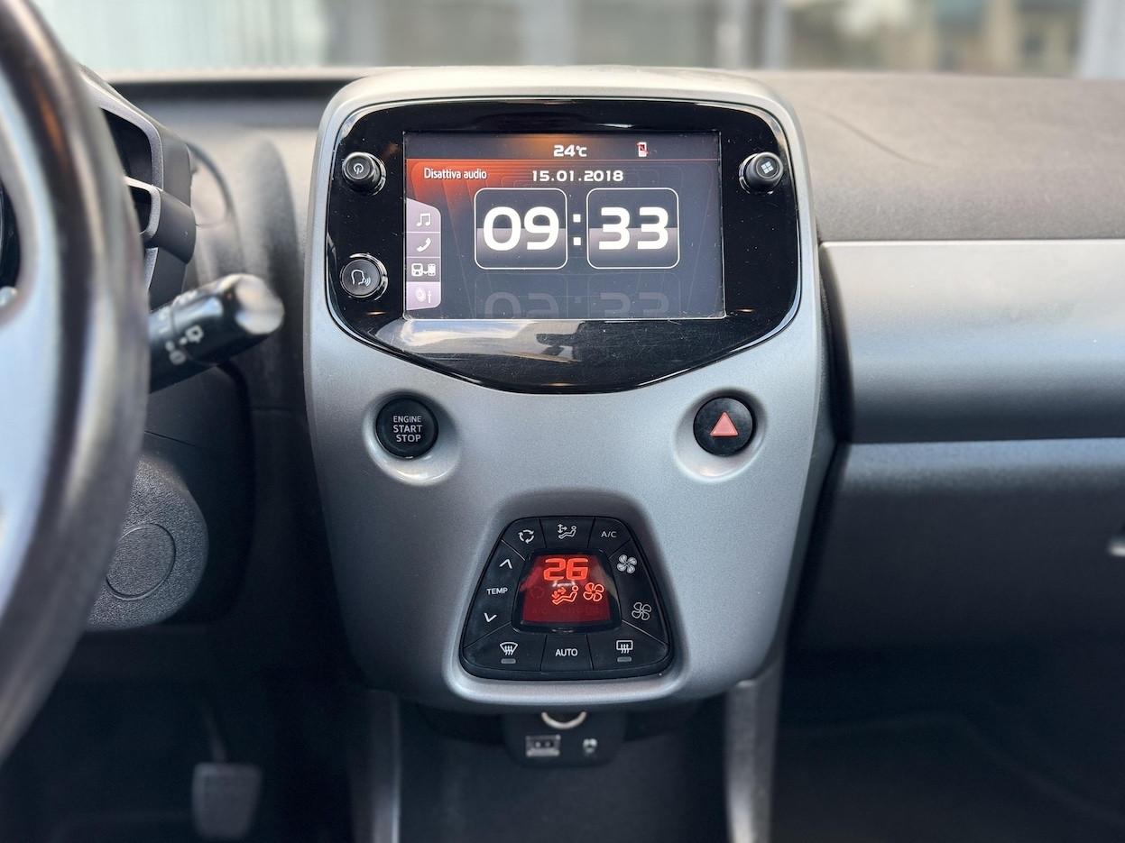 Toyota Aygo 1.0 Benzina 72CV E6 Neo. Automatica - 2018