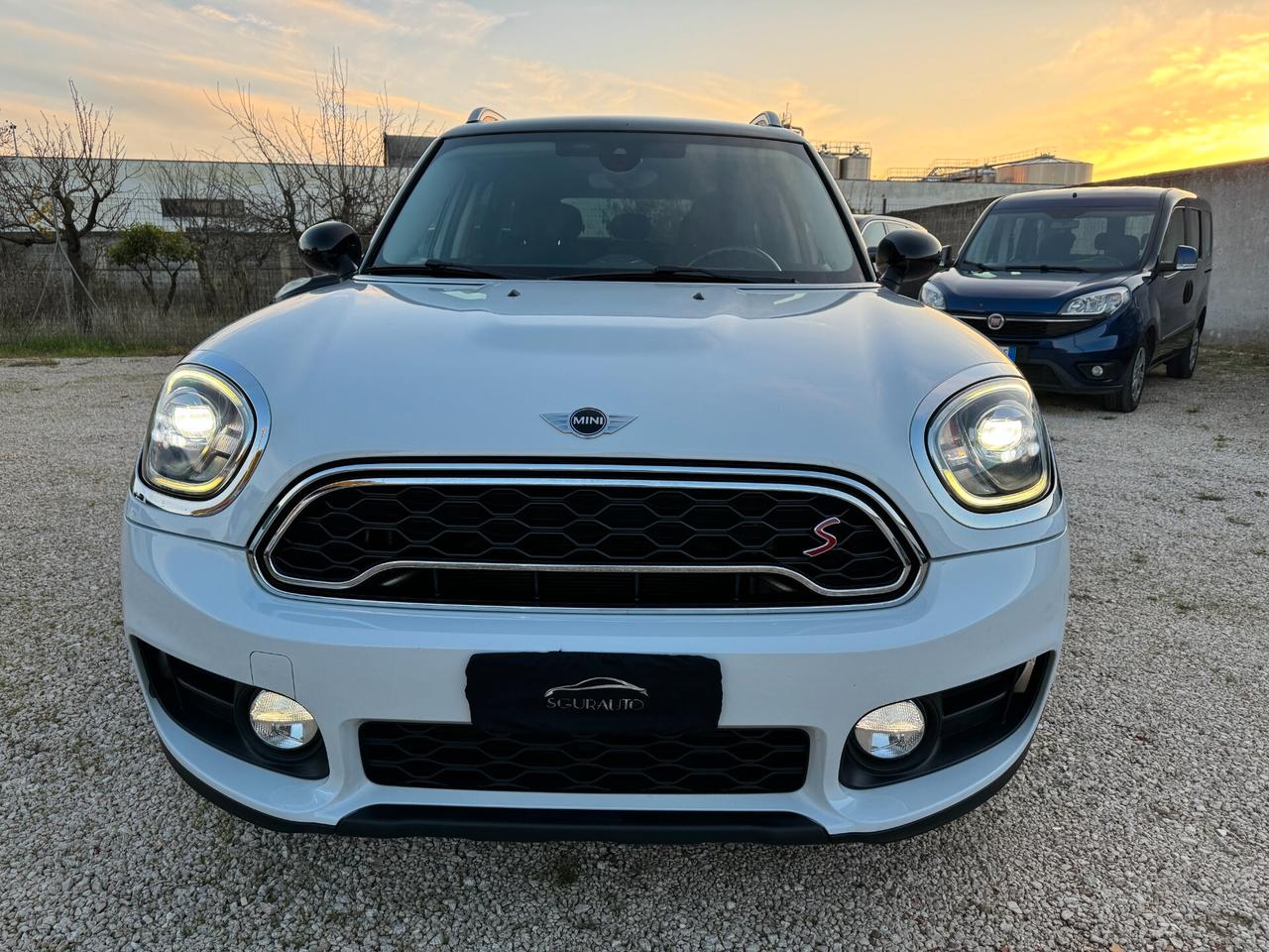 MINI COUNTRYMAN 2.0 190CV SD JCW NAVI XENO LED '17