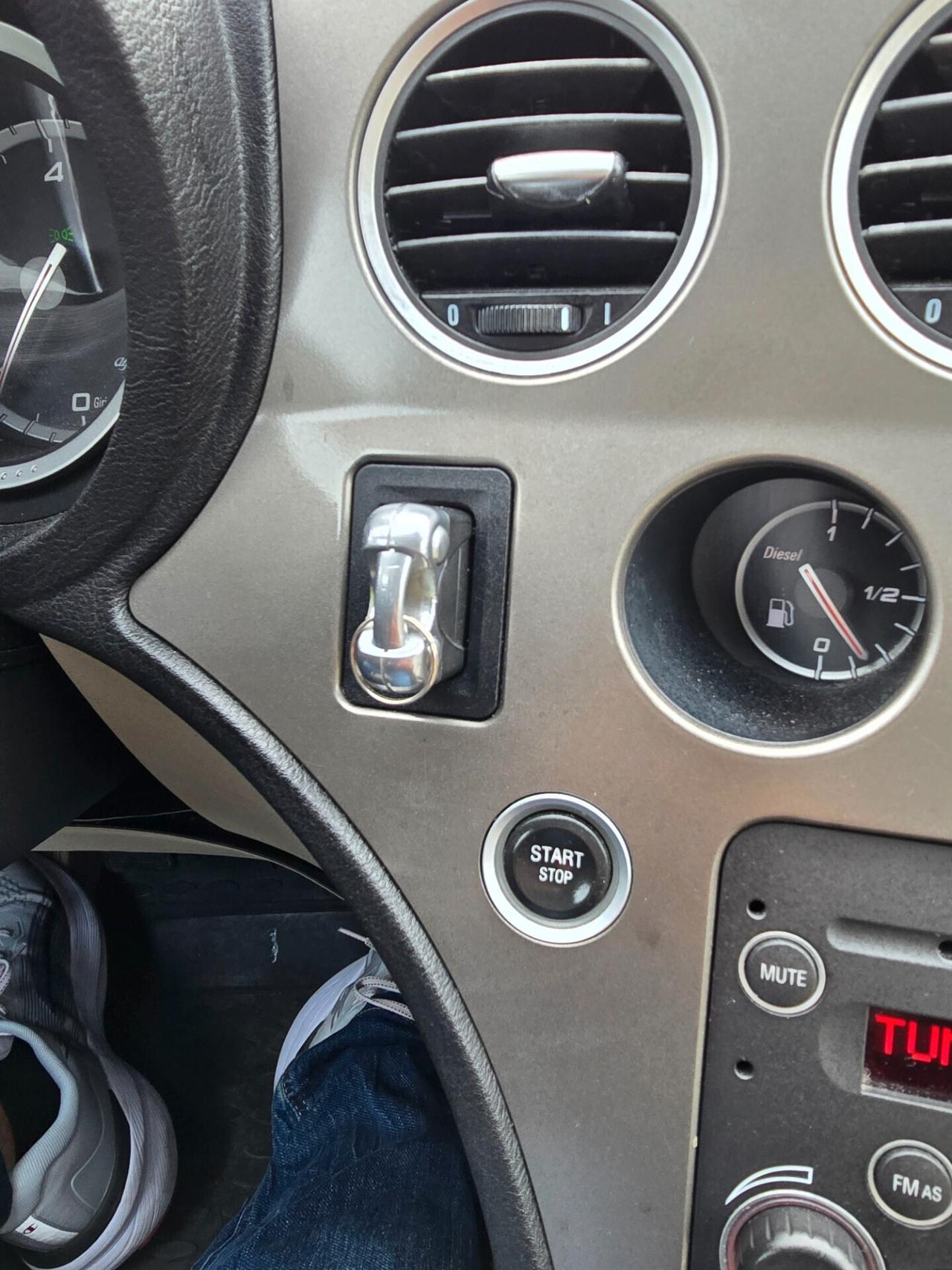 Alfa Romeo 159 1.9 JTDm 120cv 6 Marce ok Neopatentati