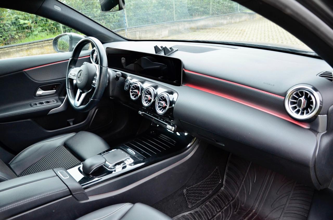 MERCEDES-BENZ A 180d SPORT 116cv AUTO, UFF ITALIANA, SERVICE CON FATTURE, EURO 6D, FARI LED, NAVI, RETROCAMERA, APPLE ANDROID, LUCI 64 COLORI, PERMUTE