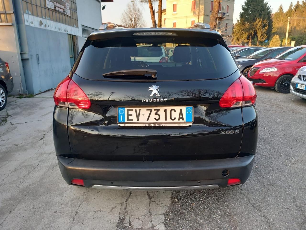 Peugeot 2008 1.6 VTi 120CV Allure