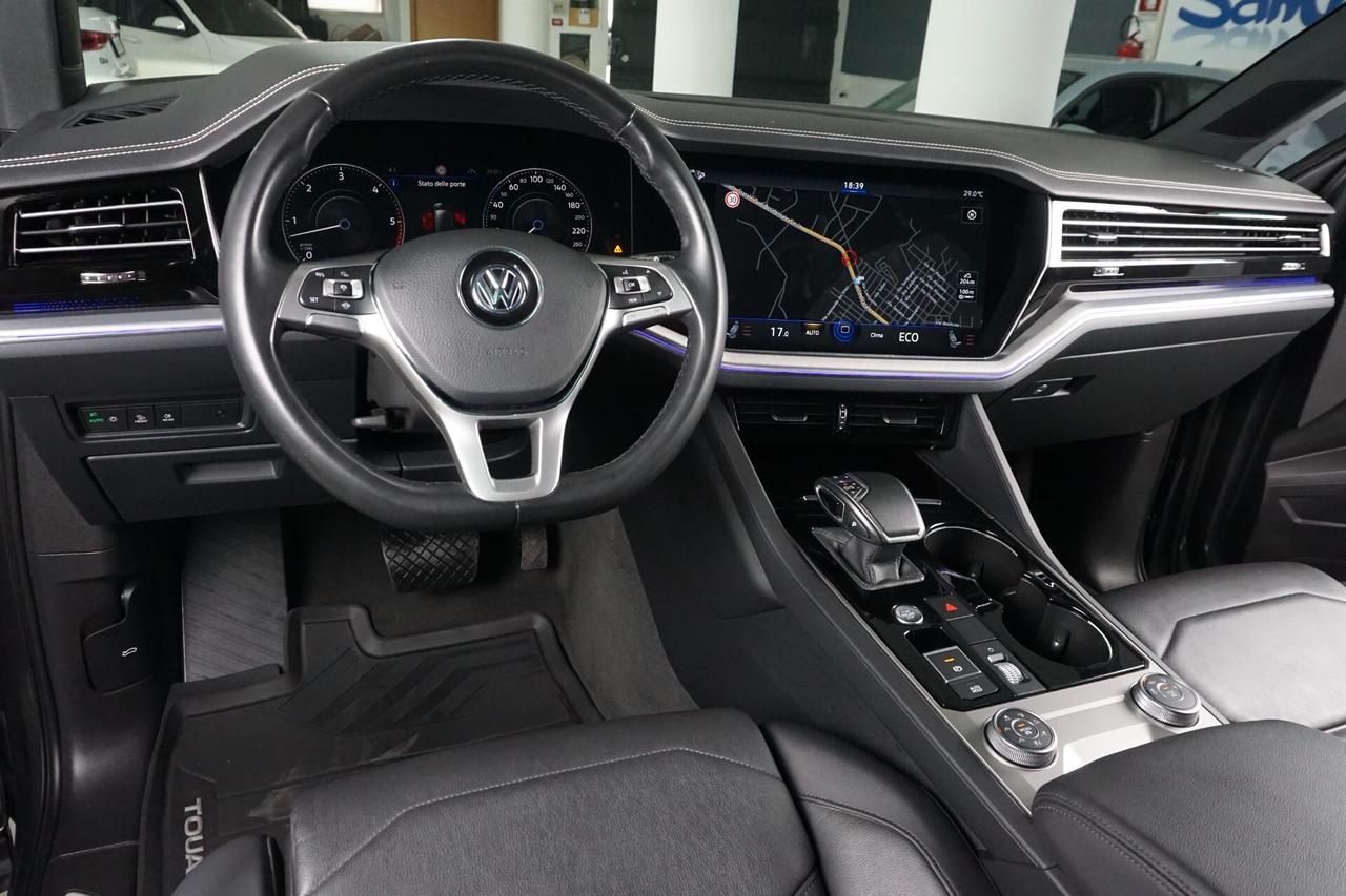 Volkswagen Touareg 3.0 V6 TDI SCR Black Style R Line