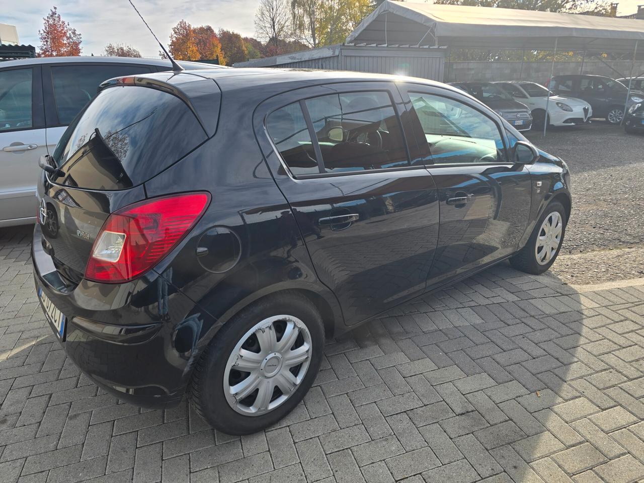 Opel Corsa 1.2 80CV 5 porte GPL-TECH Club