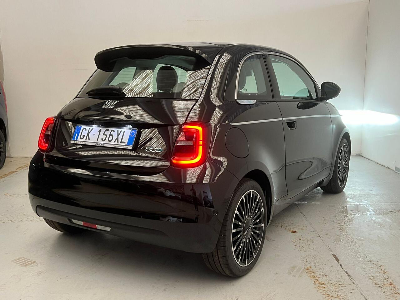 Fiat 500 La Prima 3 1 42 kWh