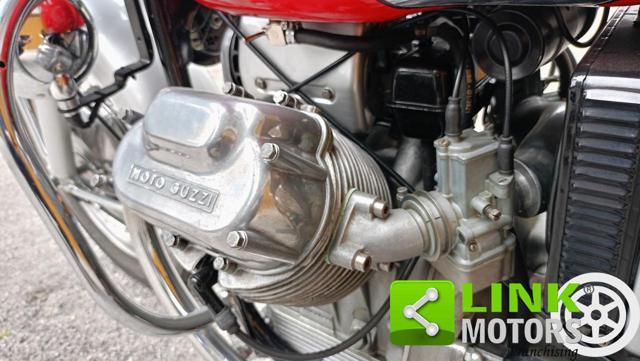 MOTO GUZZI V7 700 prima serie