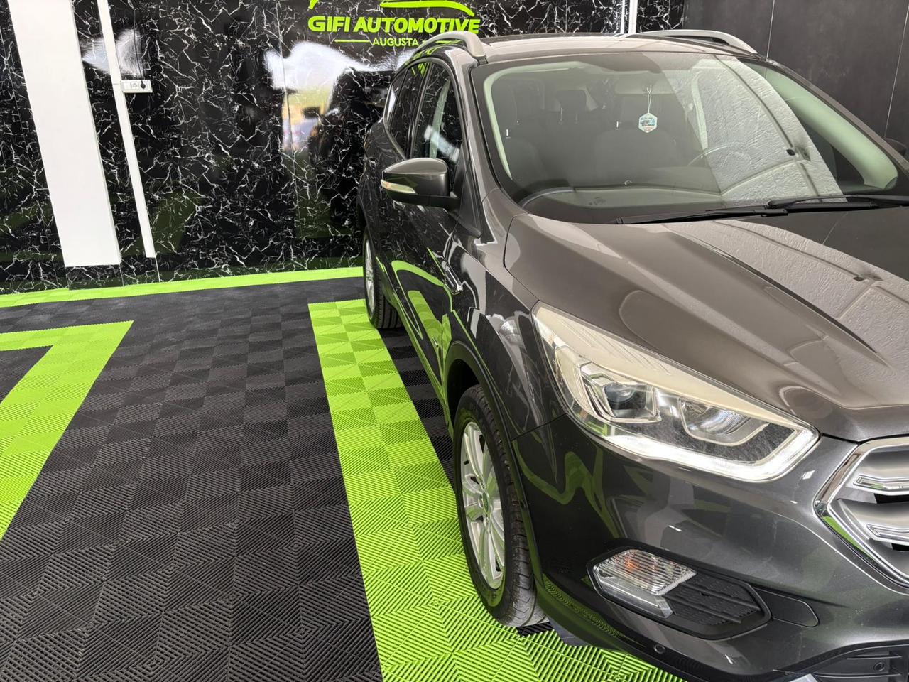 Ford Kuga 2.0 TDCi 4WD Titanium