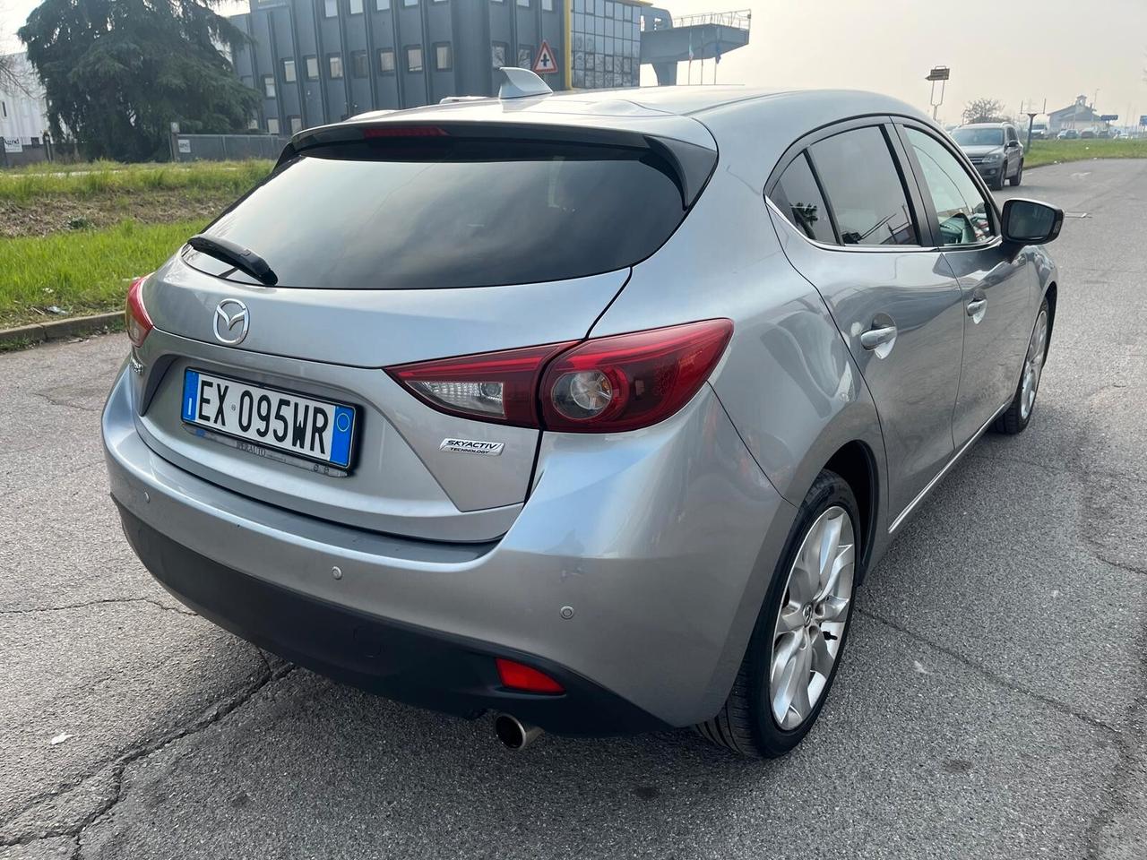 Mazda 3 Mazda3 2.2 Skyactiv-D Exceed