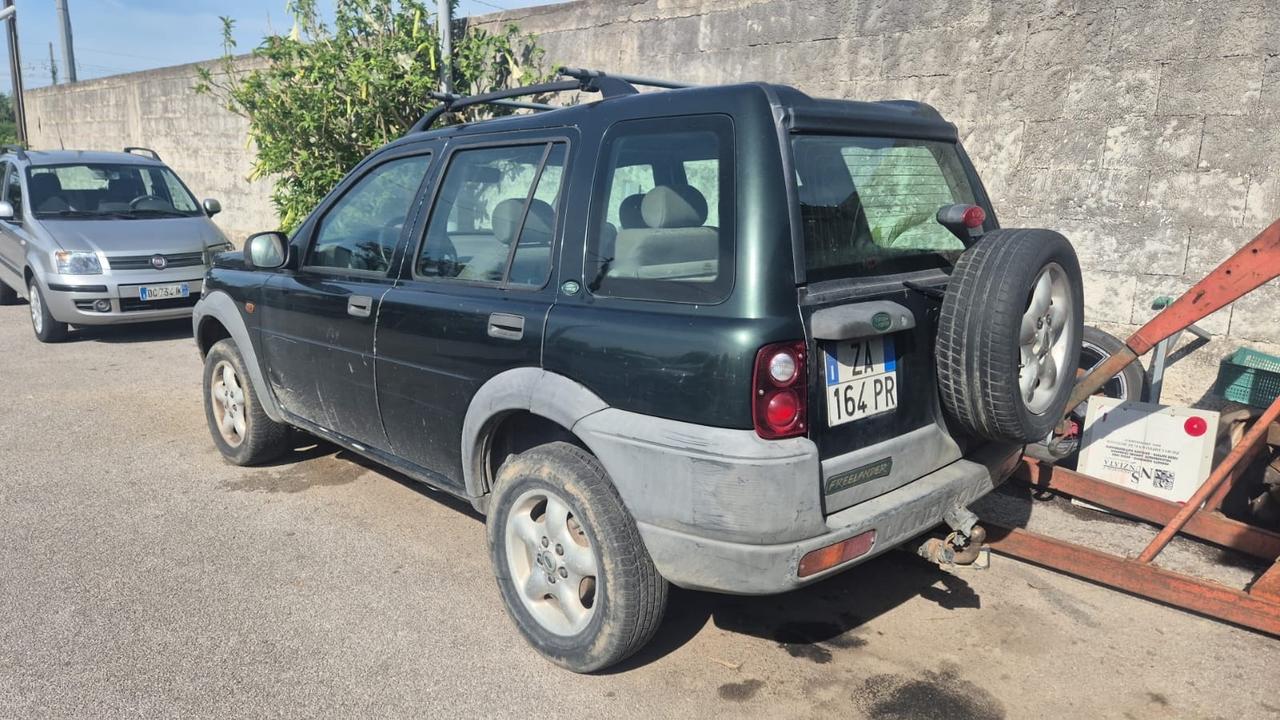 Land Rover Freelander 2.0 TD cat 3p. Hardback