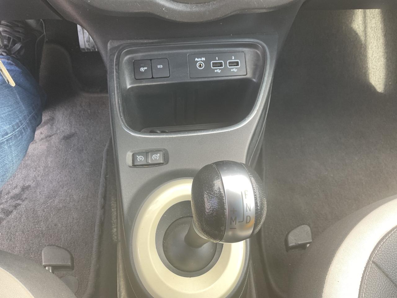 Renault Twingo TCe 95 CV EDC Duel2