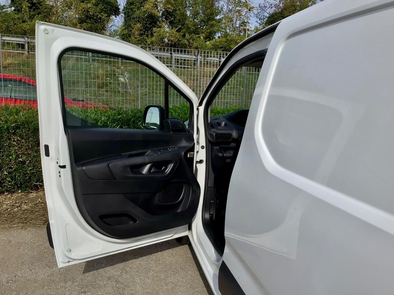 Peugeot Partner BlueHDi 102 Cv Furgone Van Autocarro