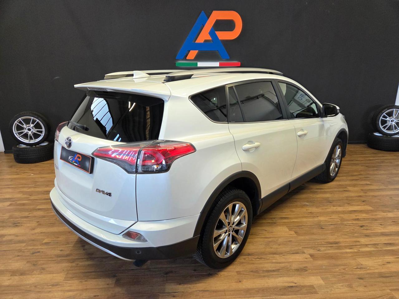 Toyota RAV4 5 Porte Rav4 2.0 d-4d Lounge 2wd mt