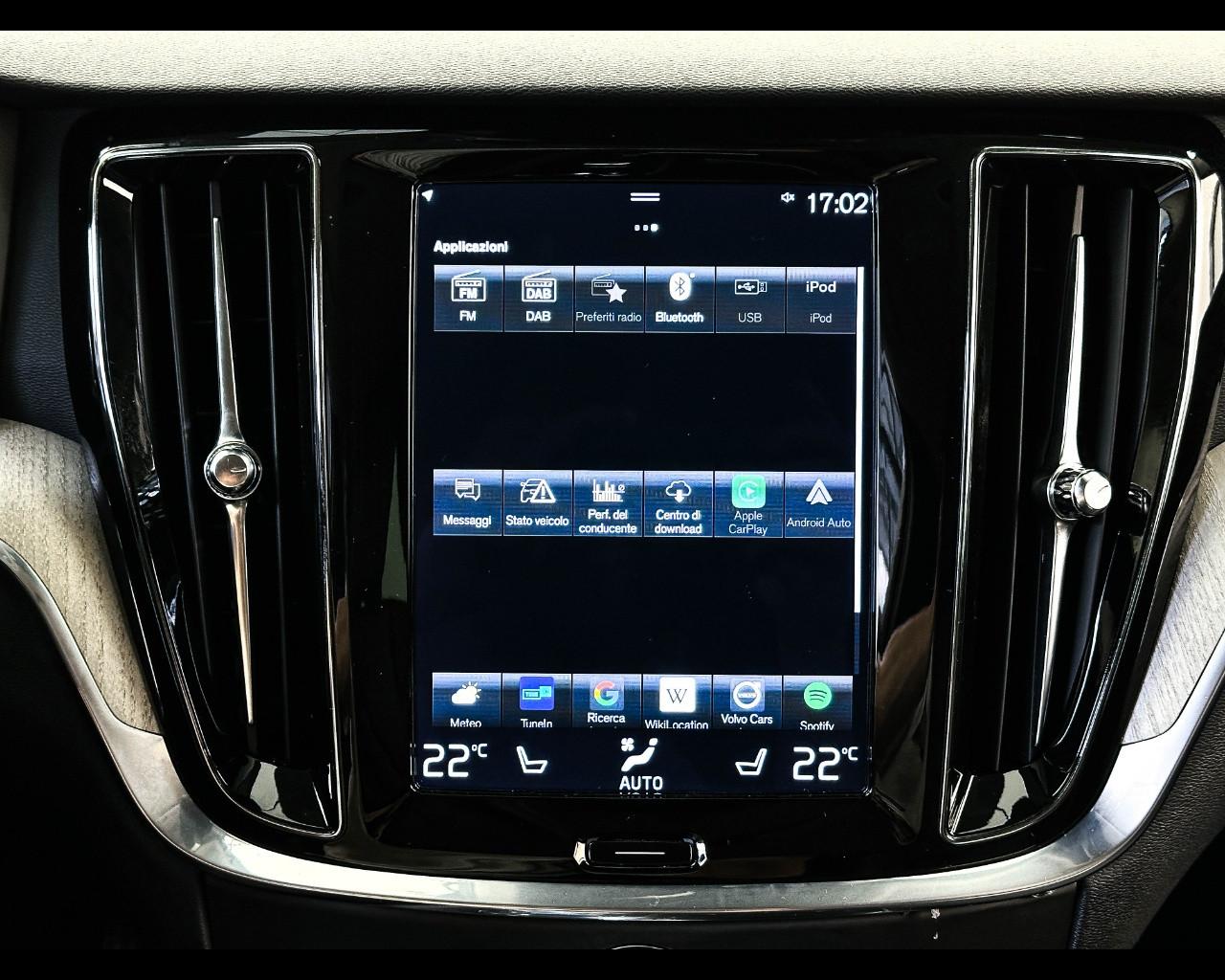 VOLVO V60 T6 Recharge AWD Plug-in Hybrid Inscription