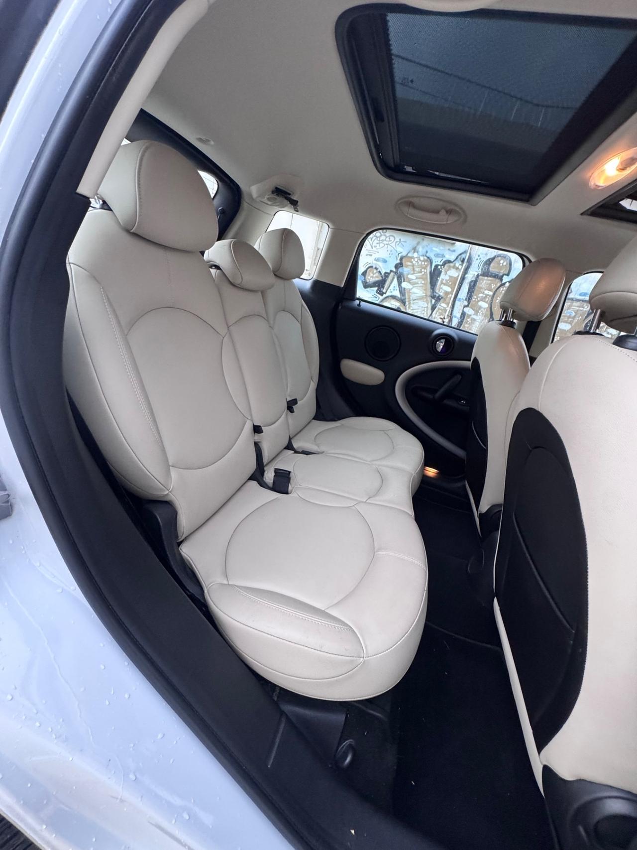 Mini Cooper Countryman benzina cambio automatico con doppio tetto !!!!