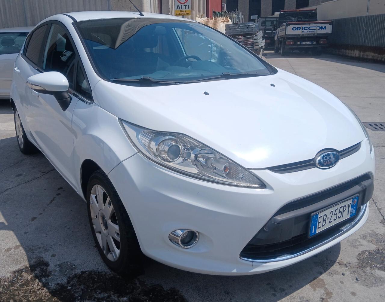 Ford Fiesta Fiesta+ 1.4 5 porte Bz.- GPL