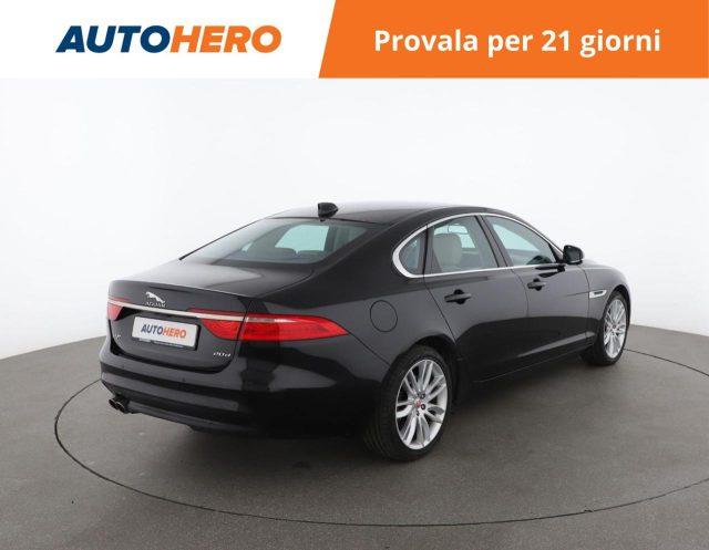 JAGUAR XF 2.0 D 180 CV aut. Prestige