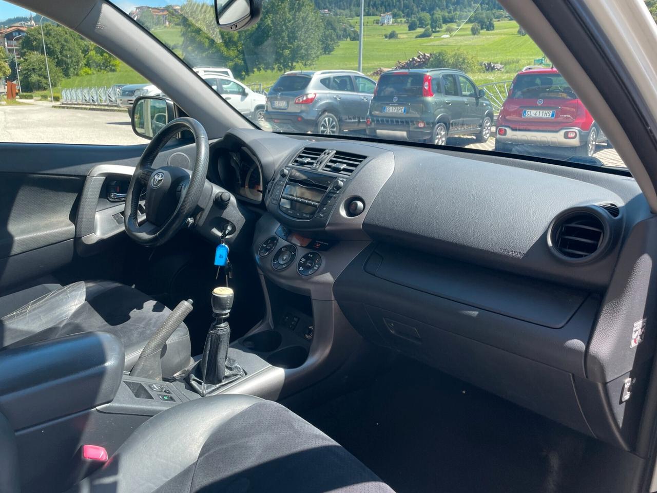 Toyota RAV 4 4x4 Crossover 2.2 D-4D 150 CV Lounge