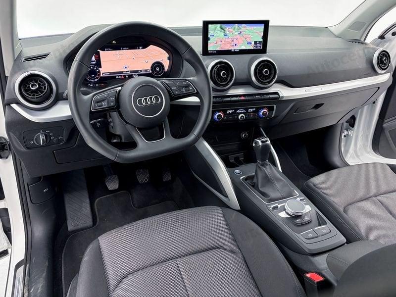 Audi Q2 S Line 30 TFSI 110 CV