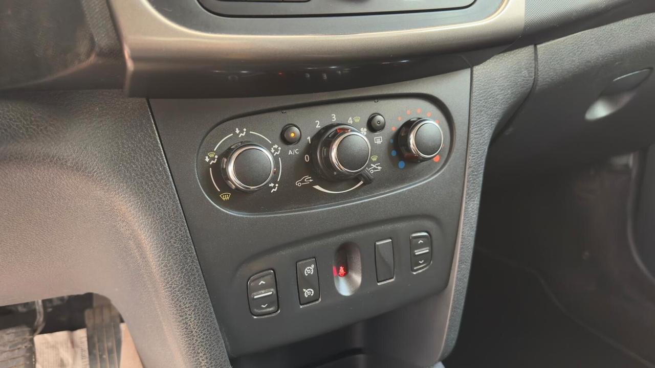 Dacia Sandero 0.9 TCe 12V T-GPL 90CV Start&Stop La Gazzetta d. Sp.
