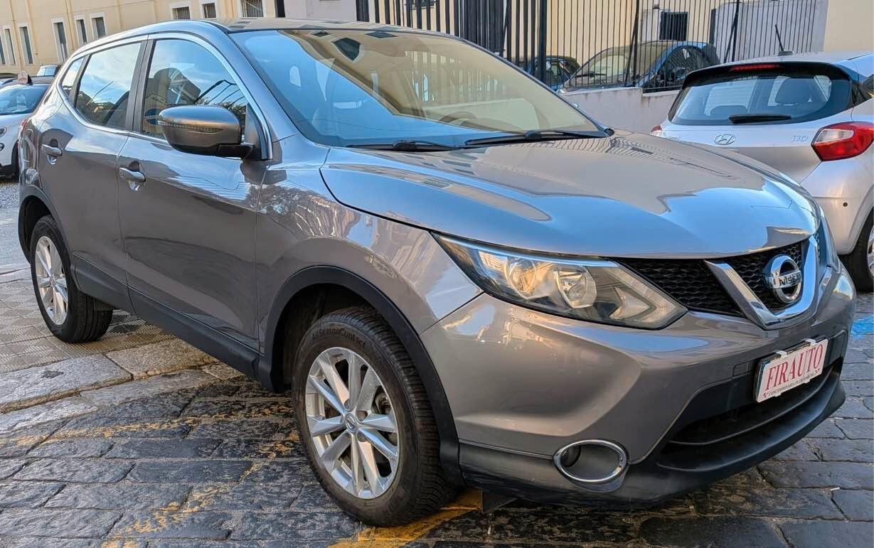 Nissan Qashqai 1.5 dCi N-Connecta