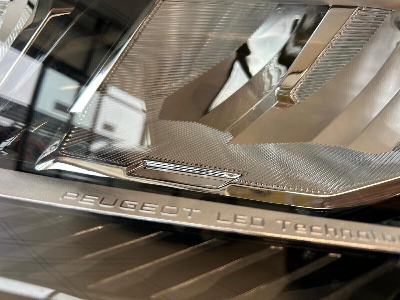 Peugeot 308 ALLURE PACK BlueHDi 130 6mt SPOTICAR