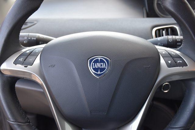 LANCIA Ypsilon 1.0 FireFly 5 porte S&S Hybrid Gold