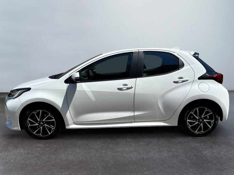 Toyota Yaris Hybrid Trend MY22