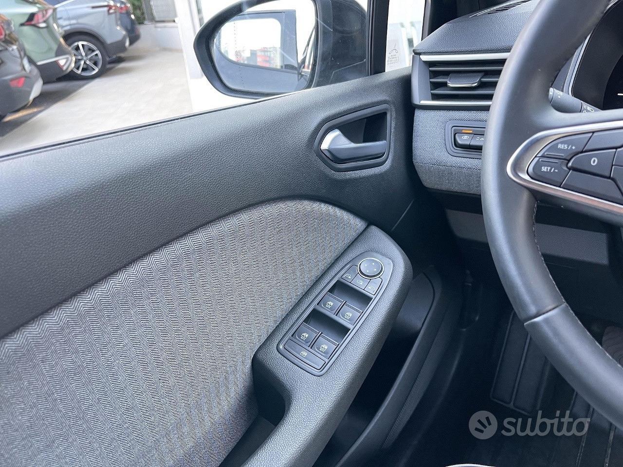 Renault Clio 1.0 Benzina 90CV E6 Neo - 2025