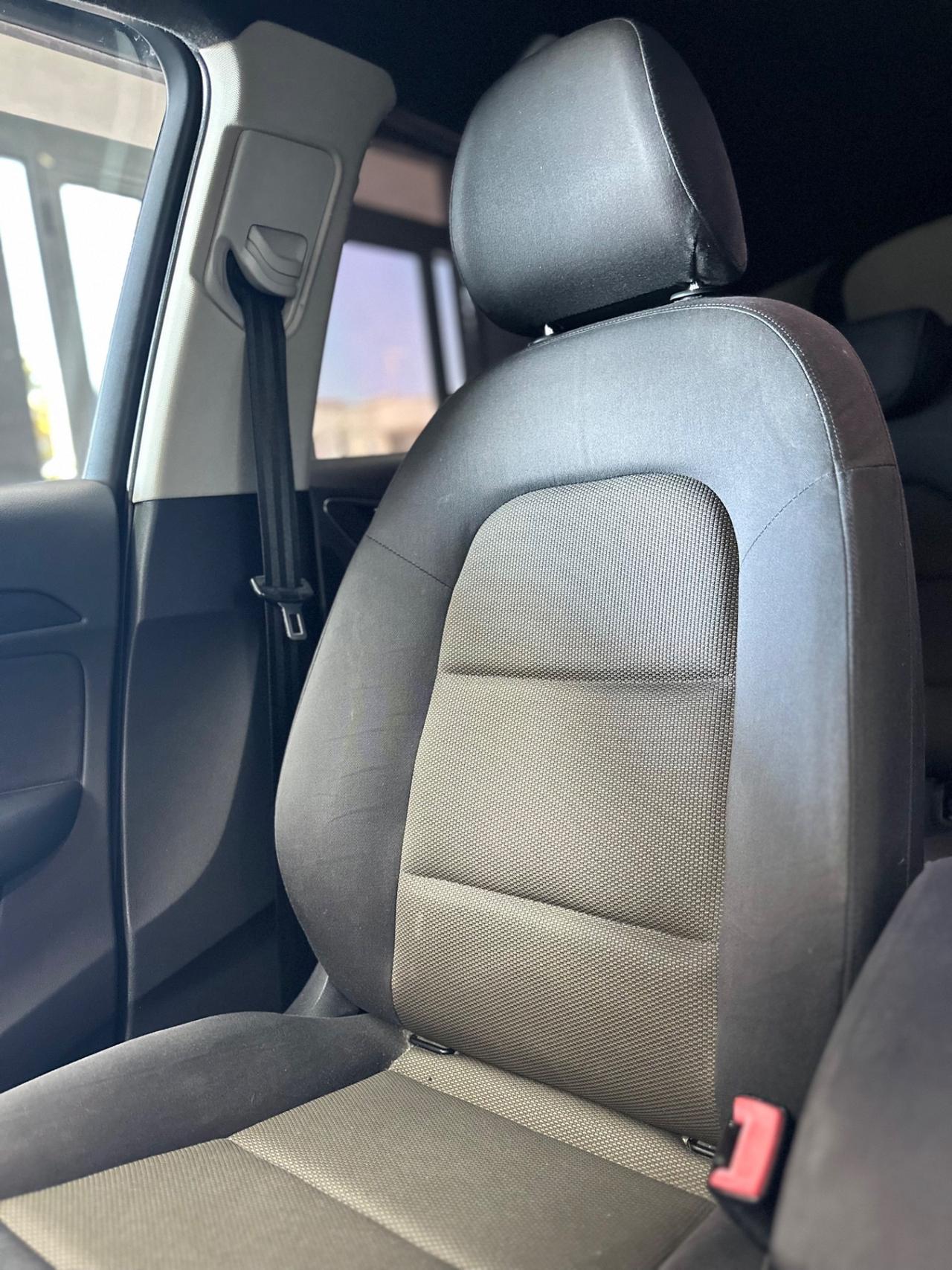 Audi Q3 2.0 TDI 140cv