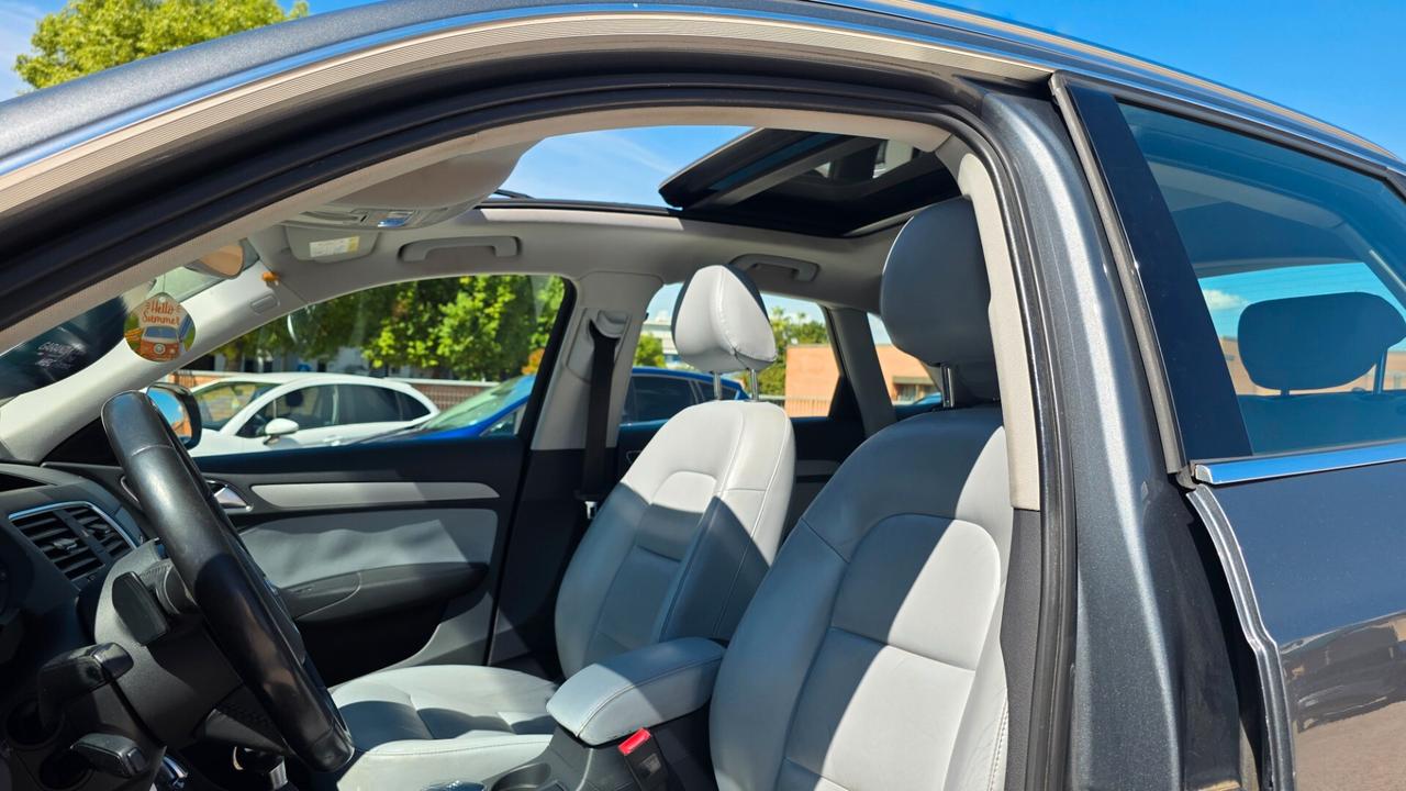 Audi Q3 2.0 TDI 140cv - Quattro TETTO PELLE