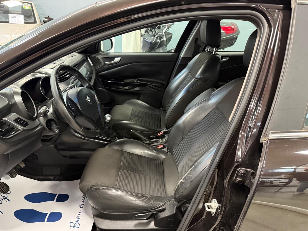 Alfa Romeo Giulietta 2.0 JTDm-2 140 CV Distinctive