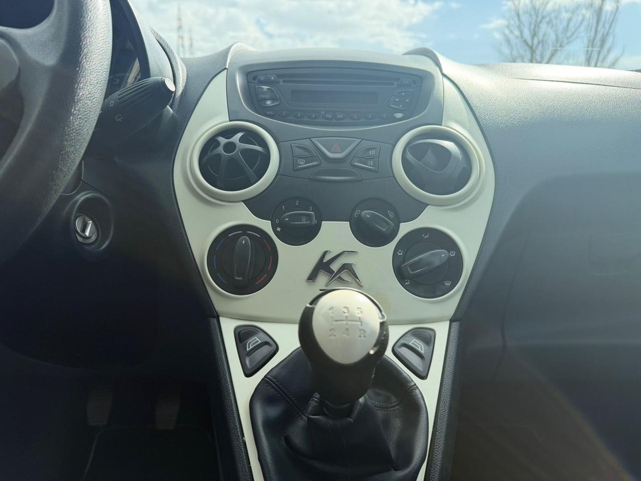 Ford Ka 1.3 TDCi 75CV Titanium