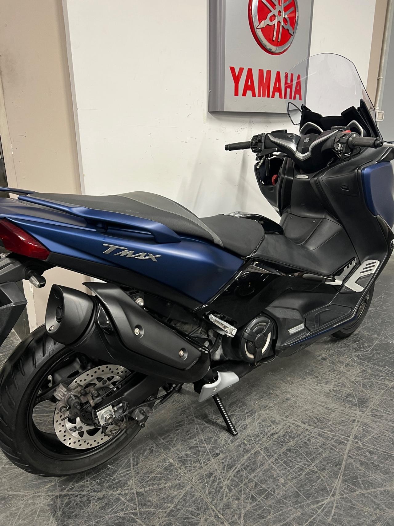Yamaha T Max 530 DX