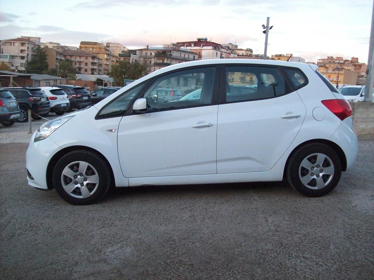 KIA VENGA 1.4 CRDI CV.90 ACTIVE "2015"