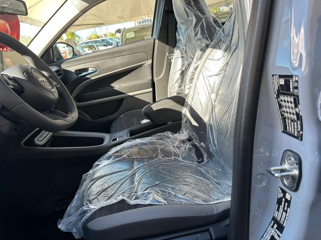 Jeep Avenger 1.2 t. e-hybr.mhev Longitude fwd 110cv edct6