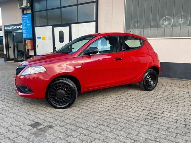 Lancia Ypsilon 0.9 TwinAir Metano
