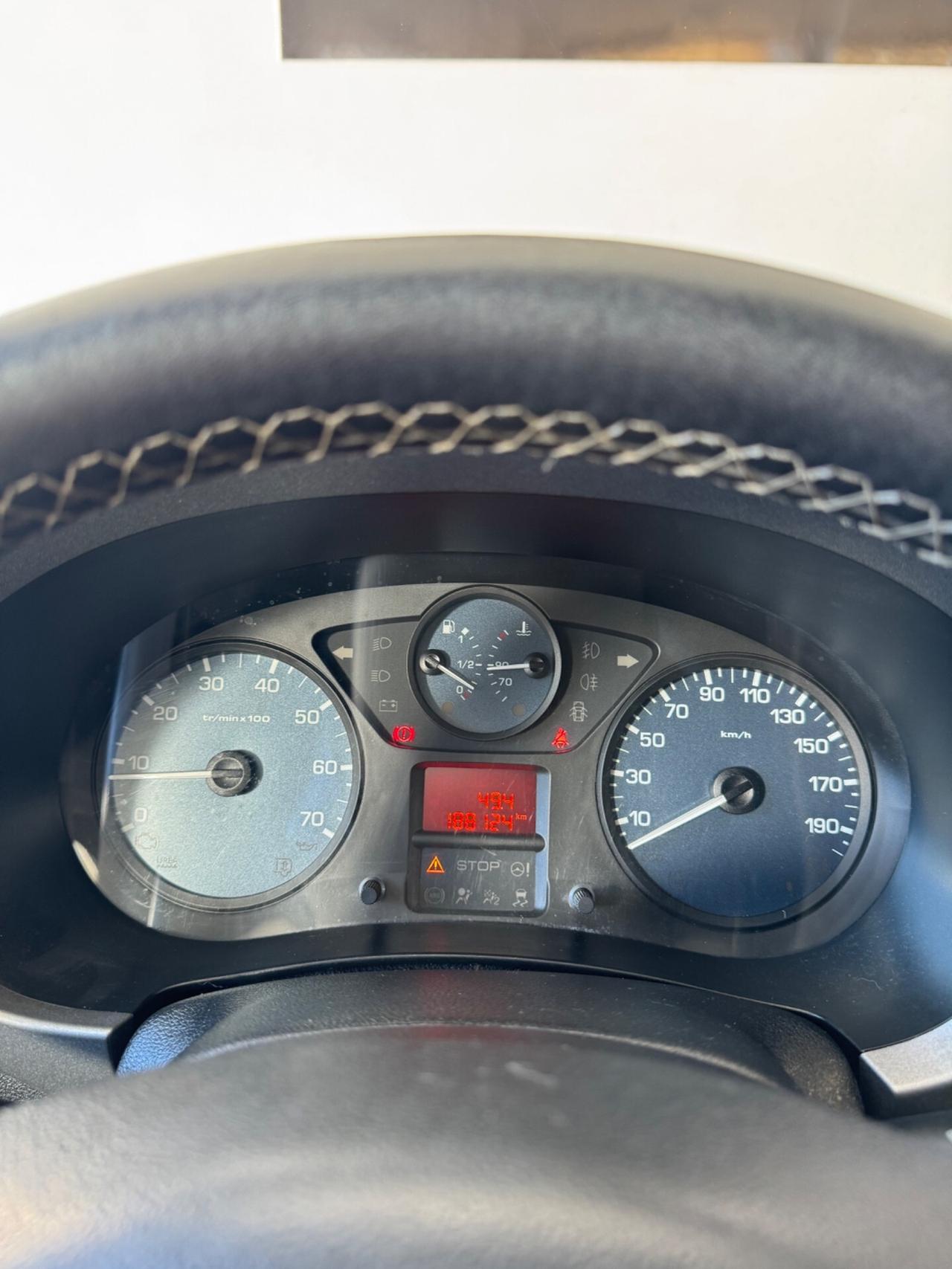 Peugeot Partner Tepee BlueHDi 100 Outdoor