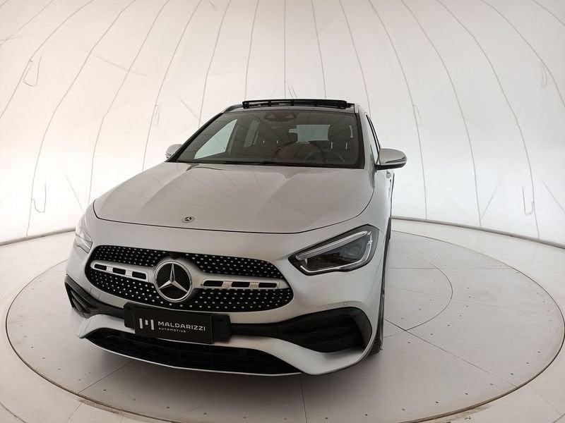 Mercedes-Benz GLA GLA-H247 2020 200 d Premium auto