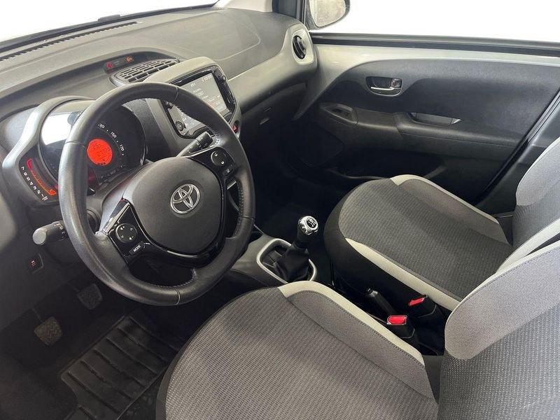Toyota Aygo Aygo 5p 1.0 x-play 72cv