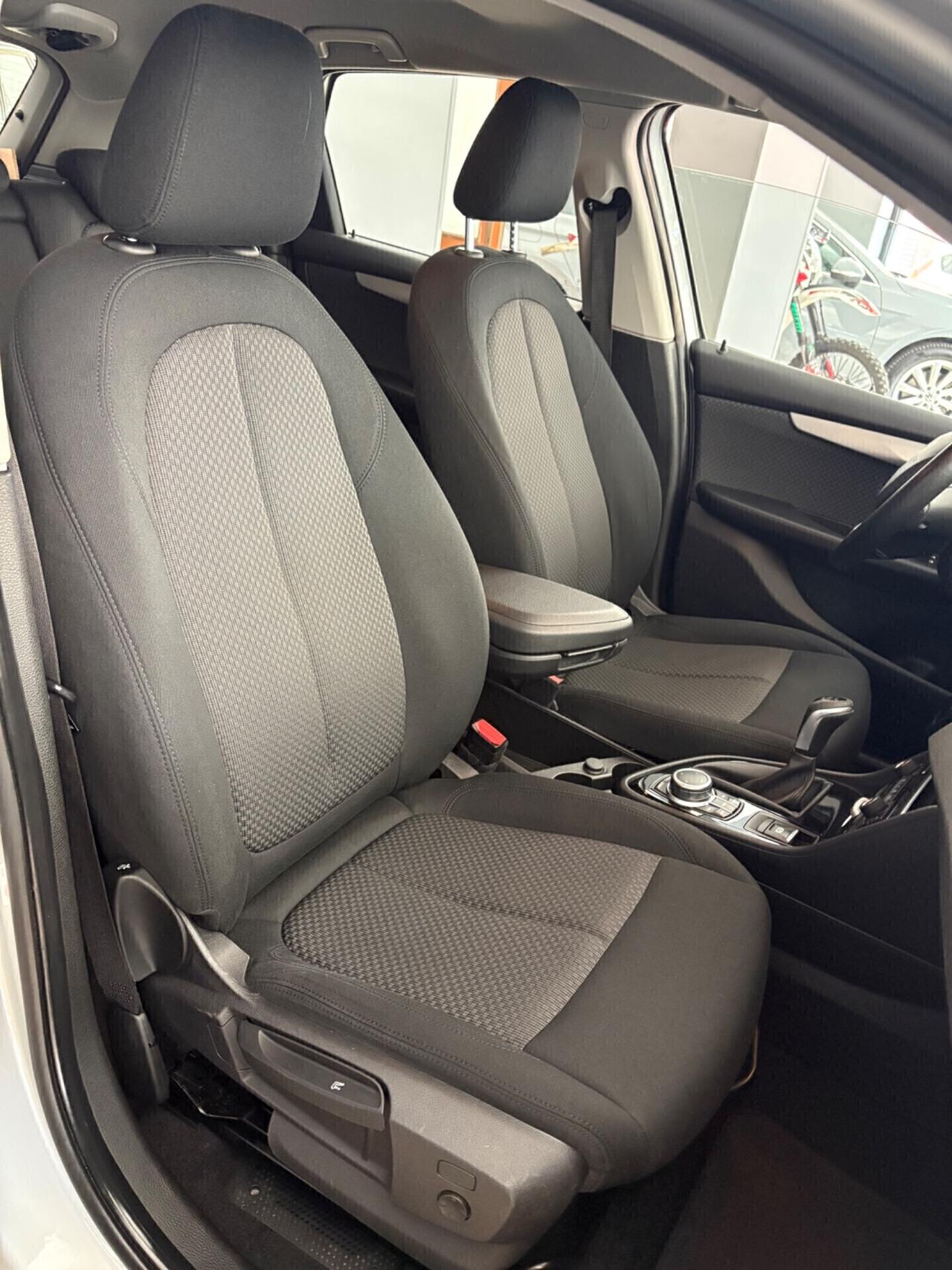 Bmw 2er Active Tourer 216d Active Tourer Business