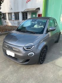 Fiat 500 500e Cabrio 42 kWh La Prima