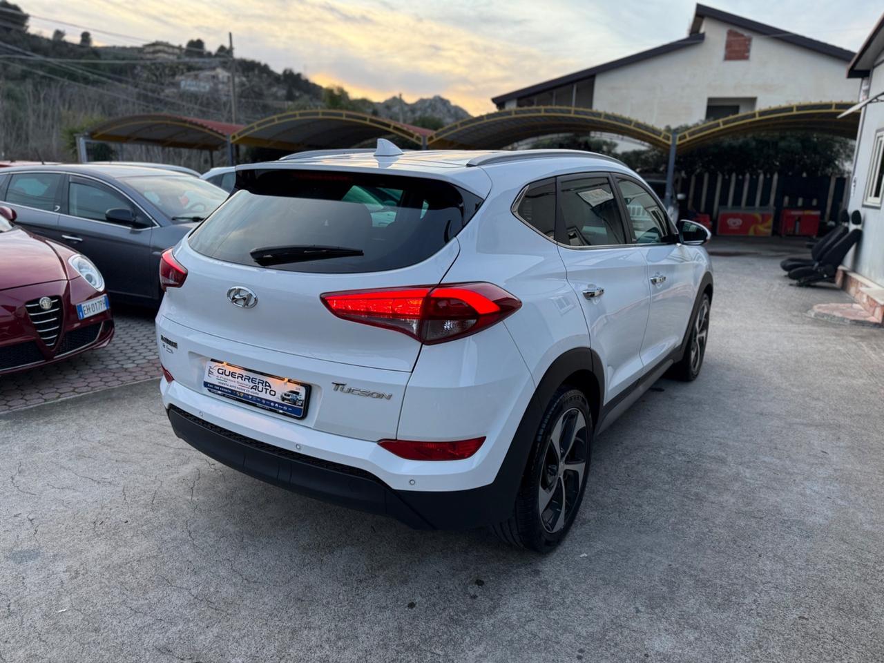 Hyundai Tucson 1.7 CRDi XPossible KM CERTIF