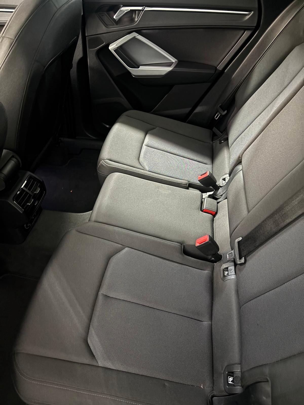 Audi Q3 35 TDI S tronic line edition