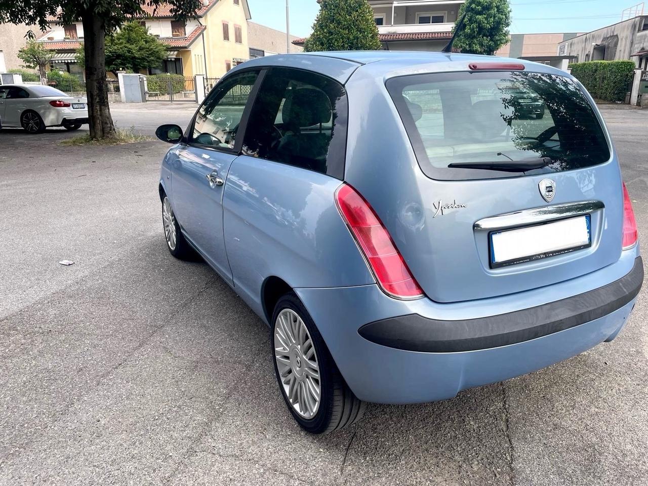 Lancia Ypsilon 1.2 16V Platino Benzina per Neopatentati